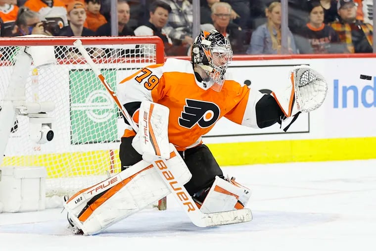 Flyers goaltender Carter Hart returns to practice while dealing with lower-body injury