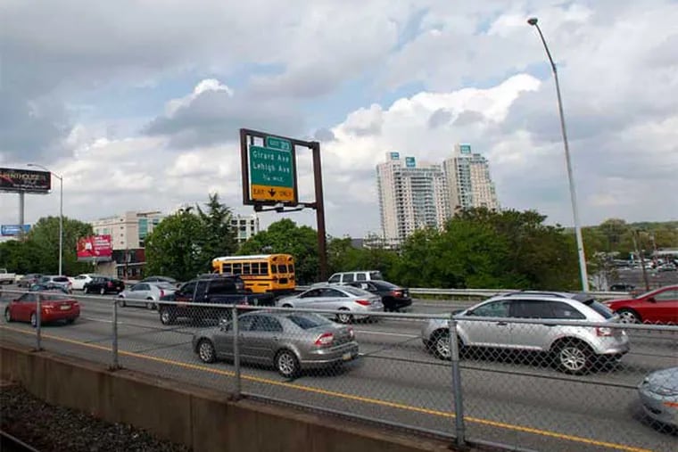 Being late has become a way of life for I-95 drivers these days as roadwork continues. (Yong Kim / Staff Photographer)
