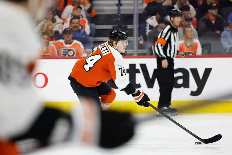 Flyers forward Owen Tippett had adjusted nicely to moving to his "off-wing" on the left.