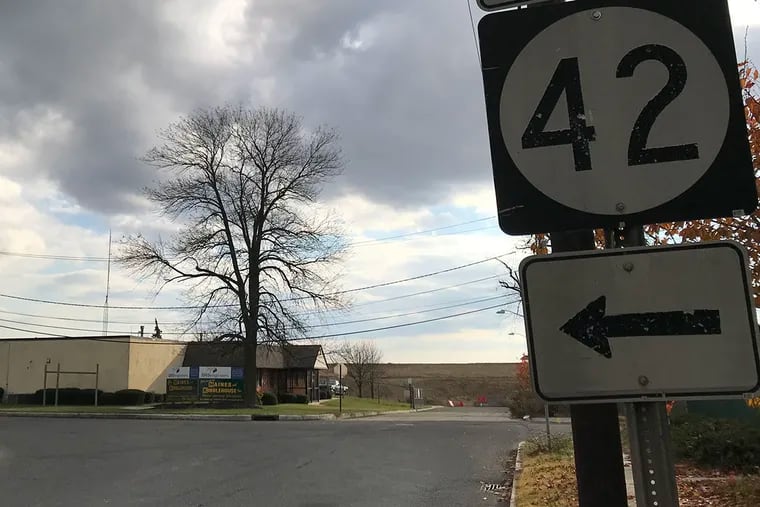 A sign for Route 42 .