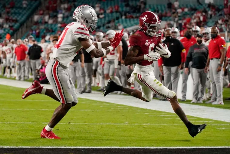DeVonta Smith (6) still would have put on a show for Alabama in a 12-team playoff.