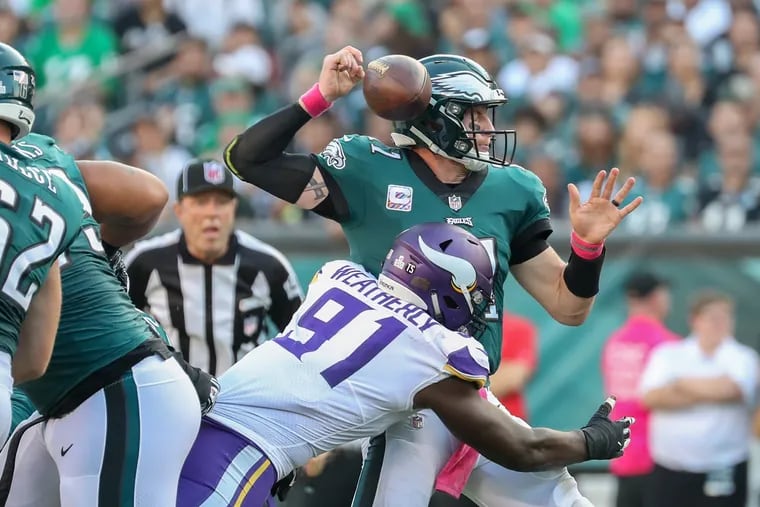 Carson Wentz had a rough day in the Eagles' loss to the Vikings.