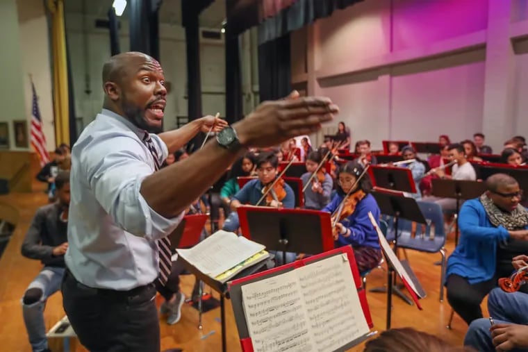 Joseph Conyers, Philadelphia Orchestra assistant principal bass, leads a rehearsal of the All-City Orchestra.