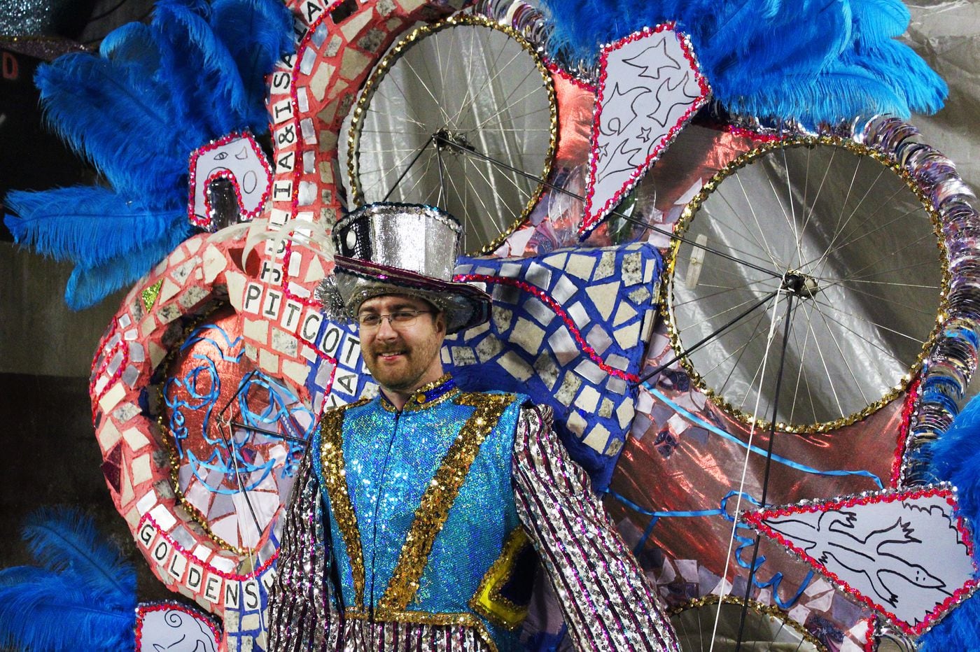 This Magic Gardens Mummers Suit May Be The Most Philly Thing Ever