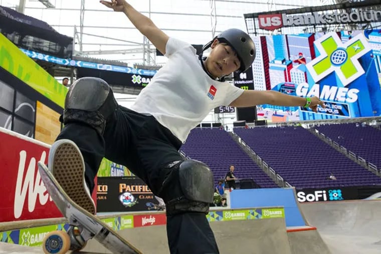 Misugu Okamoto, a 13-year-old from Japan, in the Women's Skateboard Park competition on August 2, 2019, at U.S. Bank Stadium in Minneapolis. (Alex Kormann/Minneapolis Star Tribune/TNS)