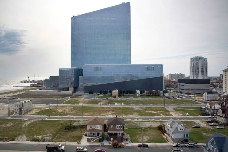 The sale of the bankrupt Revel Casino Hotel to Brookfield Asset Management for $110 million fell through Wednesday. A New York meeting Monday will try to save the deal.