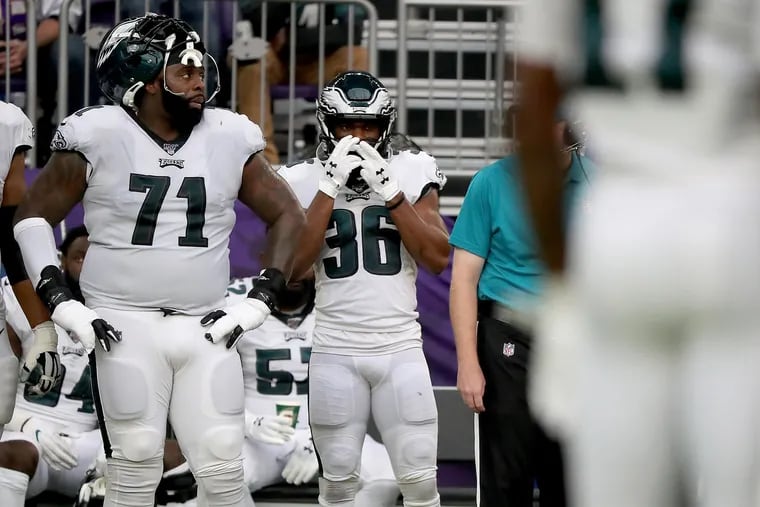 The Eagles brought back left tackle Jason Peters (71) in the hope they could squeeze one more full season out of him. Instead, he’s hurt again.