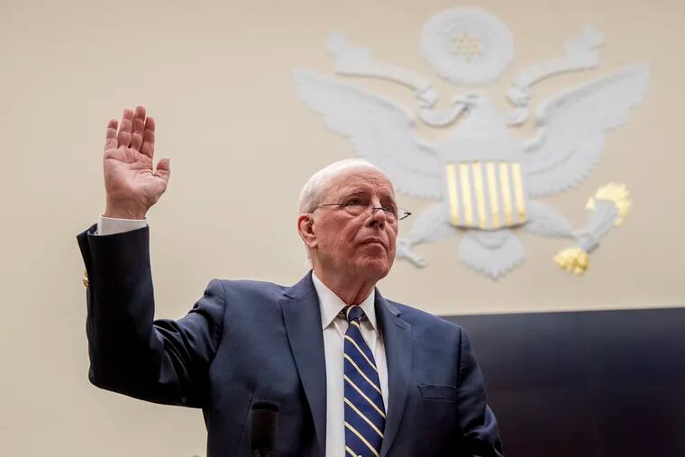 Former White House counsel for the Nixon administration John Dean is sworn in before a House Judiciary Committee hearing on the Mueller Report on Capitol Hill in Washington, Monday, June 10, 2019. (AP Photo/Andrew Harnik)