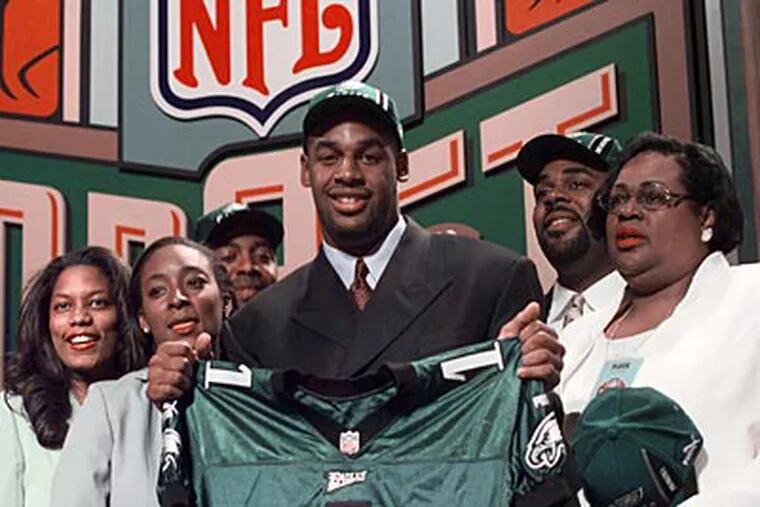 The Eagles drafted Donovan McNabb in 1999 with the second-overall pick. (Mark Lennihan/AP file photo)