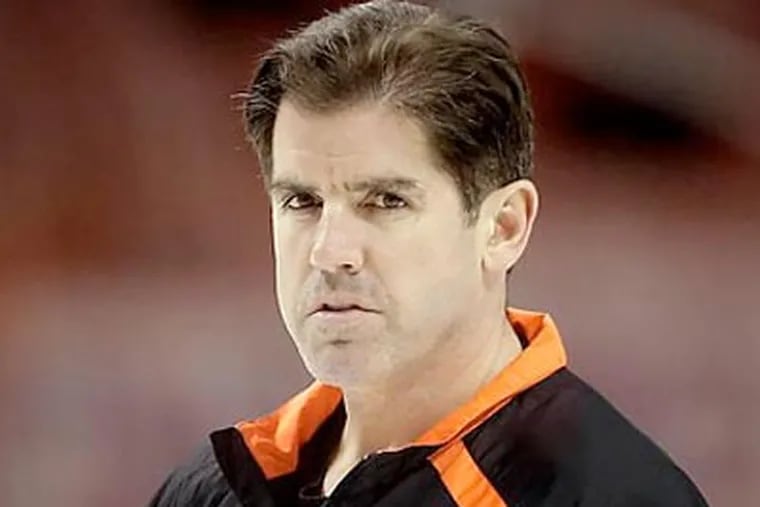 Peter Laviolette thought the support from Flyers fans in the playoffs "was awesome." (David Maialetti / Staff file photo)