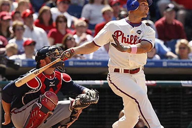 Phillies star Raul Ibanez was the subject of Internet speculation this past week about whether he might be using performance-enhancing drugs. (Ron Cortes/Staff file photo)