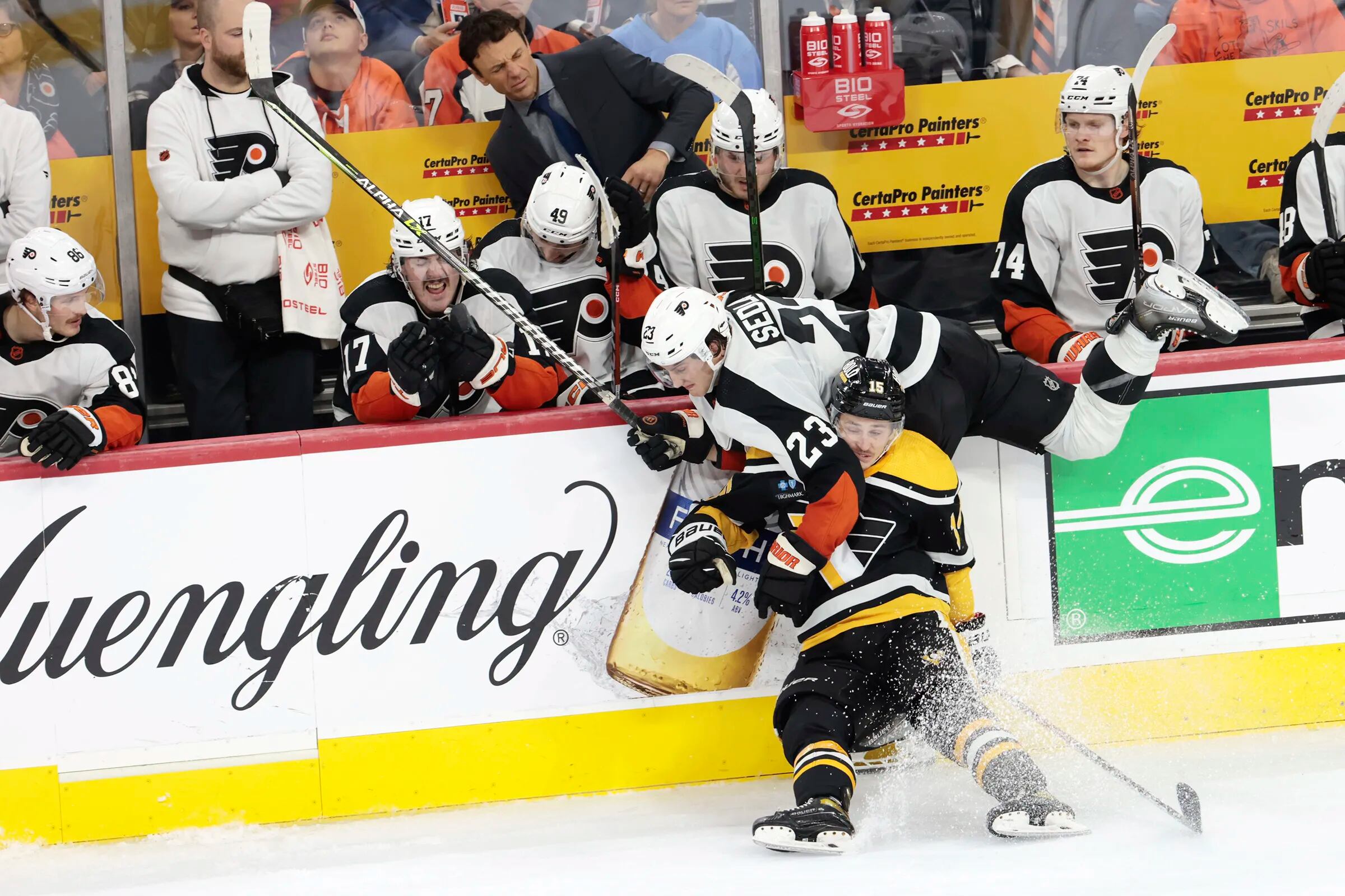 Flyers Take 3rd Straight Loss, Fall to Penguins