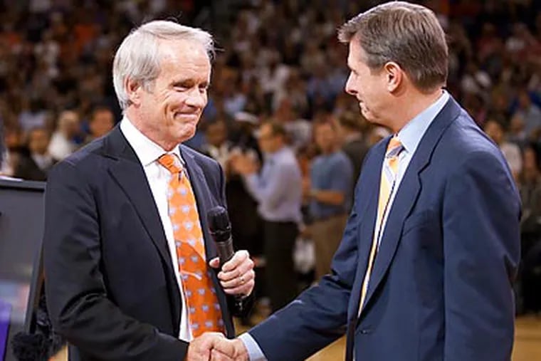 Phoenix Suns president and CEO officer Rick Welts announced over the weekend that he is gay. (Michael Chow/The Arizona Republic/AP)