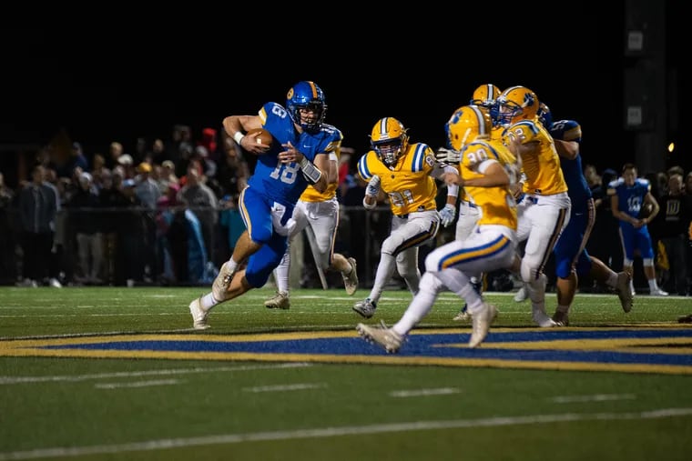 Downingtown West quarterback Will Howard, a Kansas State recruit shown here against Downingtown East, leads the top-seeded Whippets into the district semifinals against Haverford.