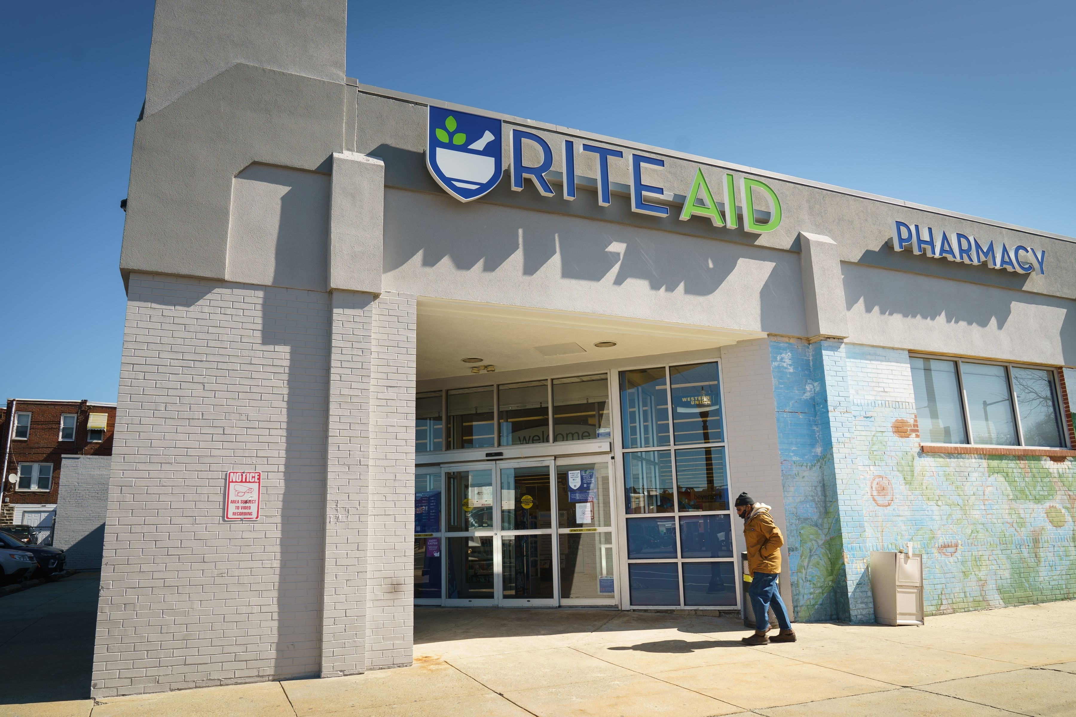 Rite Aid still filling prescriptions amid bankruptcy?