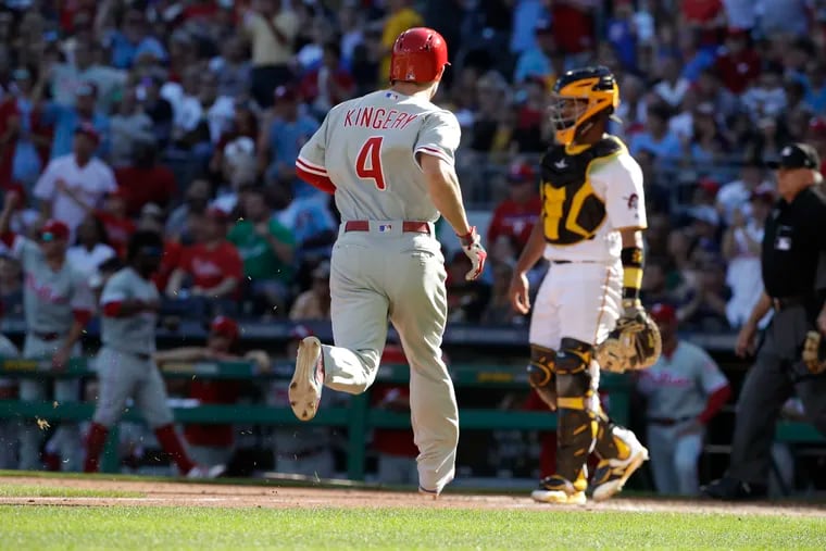 Scott Kingery heads home during the Phillies' 3-2 win over the Pirates on Saturday.