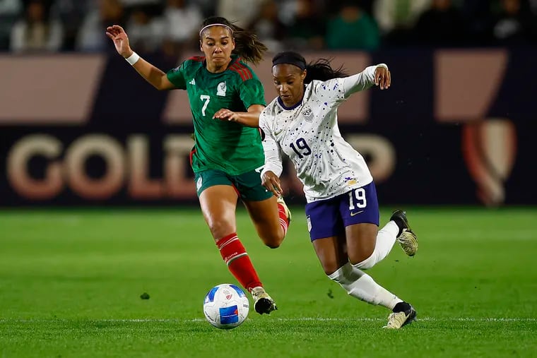 Crystal Dunn (right) and the U.S. women's soccer team faced Mexico at the Concacaf Gold Cup last month, and they'll meet again for a friendly in July.