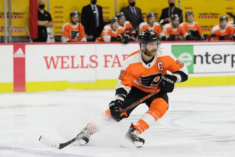Flyers captain Claude Giroux skates against the Buffalo Sabres on Jan. 18. On Tuesday, he will become the longest-tenured captain in the franchise's history.