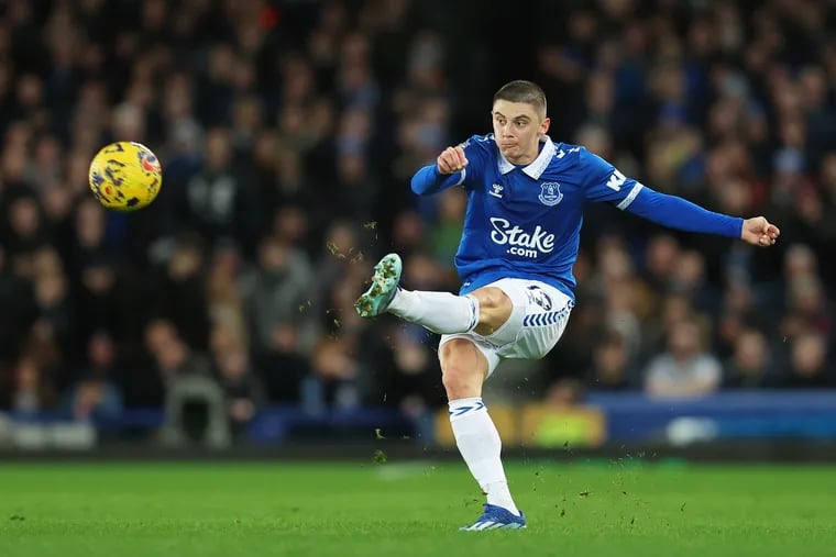 Vitaliy Mykolenko of Everton crosses the ball during the Premier League match between Everton FC and Crystal Palace at Goodison Park on February 19, 2024 in Liverpool, England.