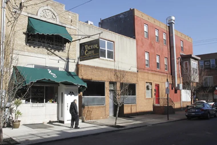 The Victor Cafe in South Philadelphia was founded in 1920 by Lola DiStefano's father-in-law and his wife. (Michael S. Wirtz / Staff Photographer)