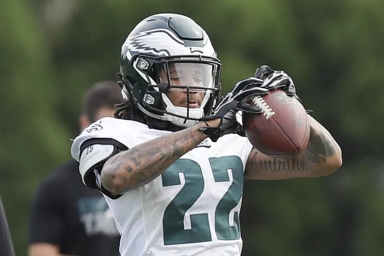 Eagles cornerback Sidney Jones catches the football during training camp drills at the NovaCare Complex in South Philadelphia on Sunday, July 29, 2018. YONG KIM / Staff Photographer