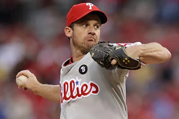 Roy Oswalt seems unlikely to return before the end of the month. (Jeff Roberson/AP file photo)
