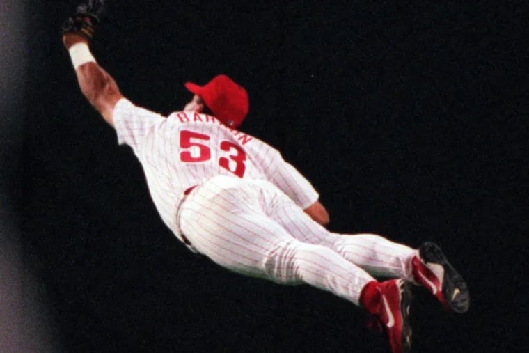 Tony Barron makes a diving catch in right field for the Phillies in 1997.