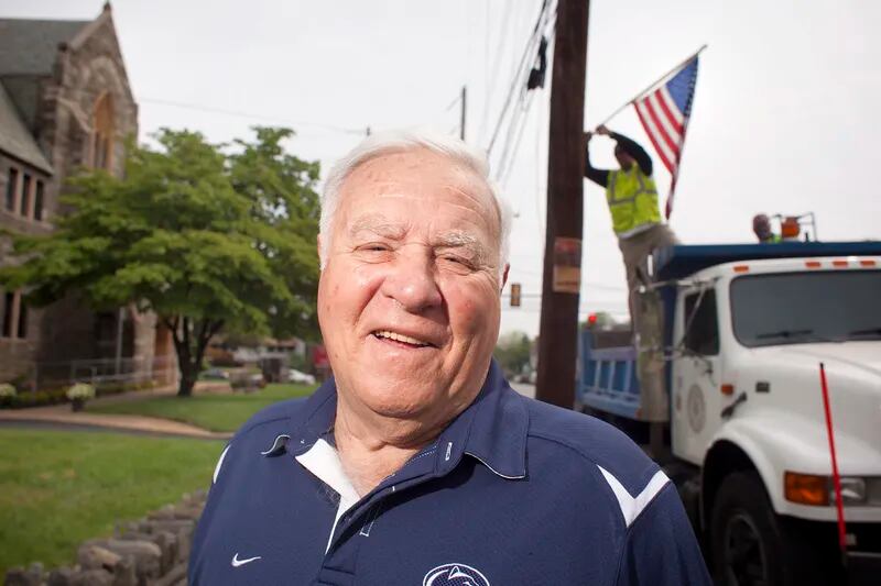 Frank C. Kelly, 84, Collingdale’s mayor and favorite son