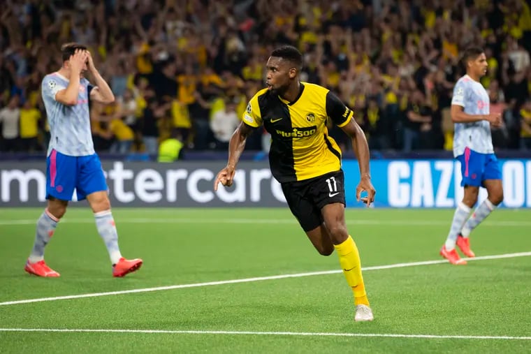 Jordan Pefok (center) scored a dramatic game-winning goal for Swiss club Young Boys against Manchester United on the opening day of this season's UEFA men's Champions League group stage.