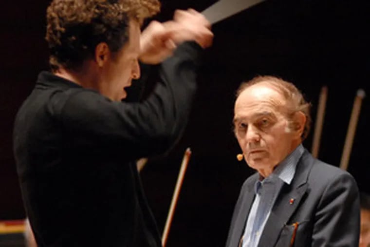 Guest conductor John Axelrod and narrator Samuel Pisar, a Holocaust survivor, in Philadelphia Orchestra rehearsal.