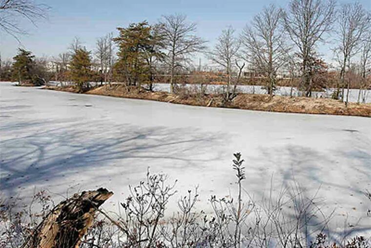 Willingboro acquired the 106-acre property in 1997, but was unable to make it into a usable recreation area. Last month, it transferred title to the lakes and land to Burlington County. (Akira Suwa / Staff Photographer)