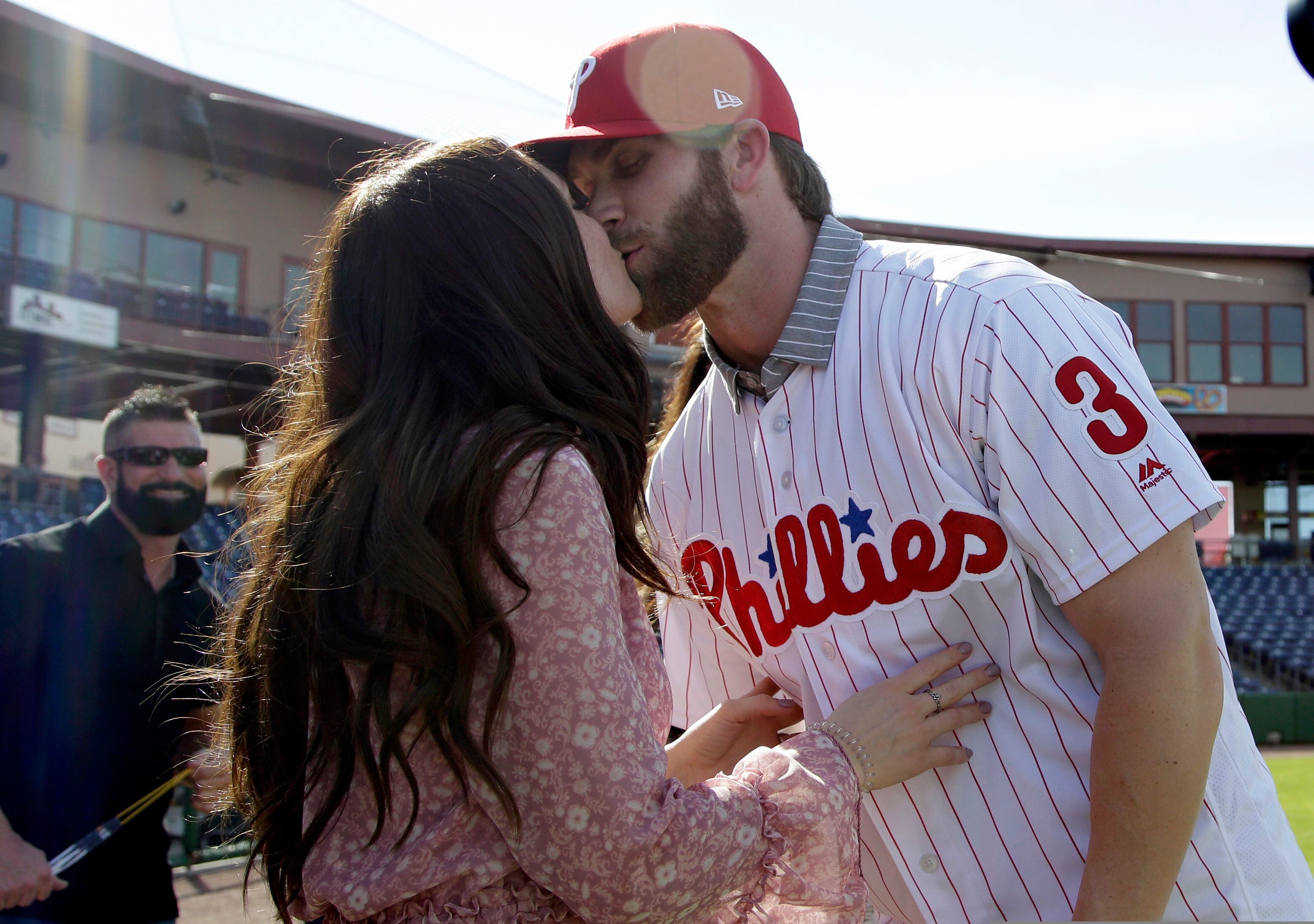 Phillies' Bryce Harper placed on paternity leave list for child's