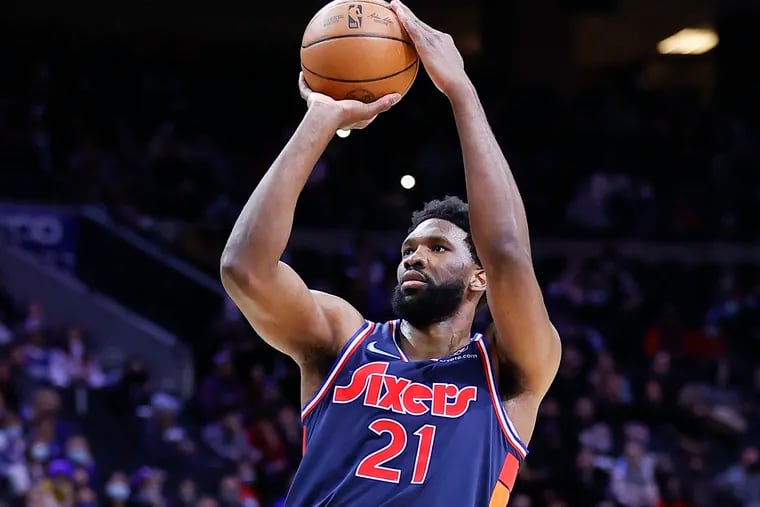 Sixers center Joel Embiid shoots the basketball against the San Antonio Spurs on Friday, January 7, 2022 in Philadelphia.