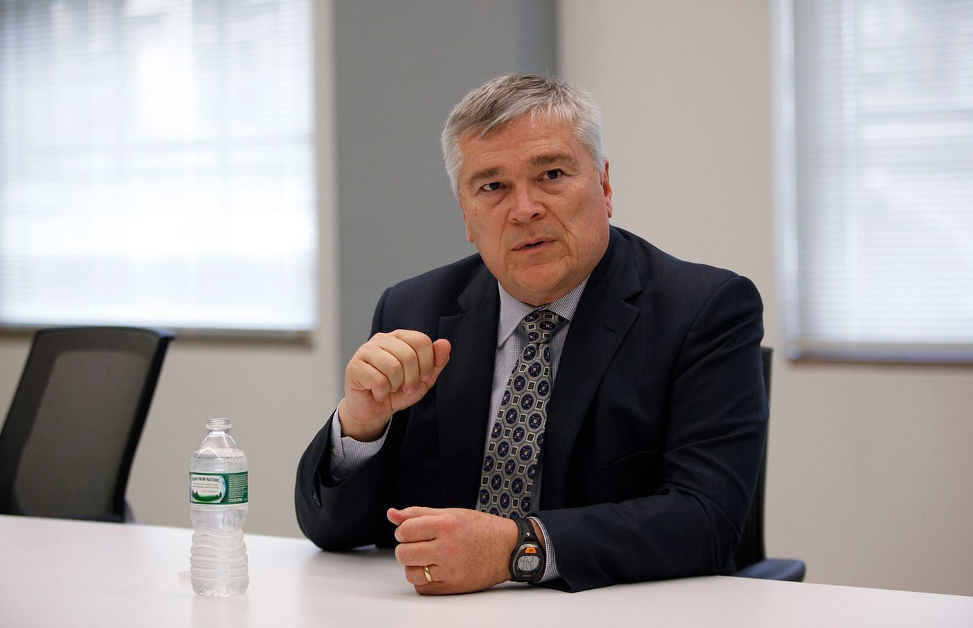 Penn State President Eric J. Barron at a 2014 Inquirer editorial board meeting. 