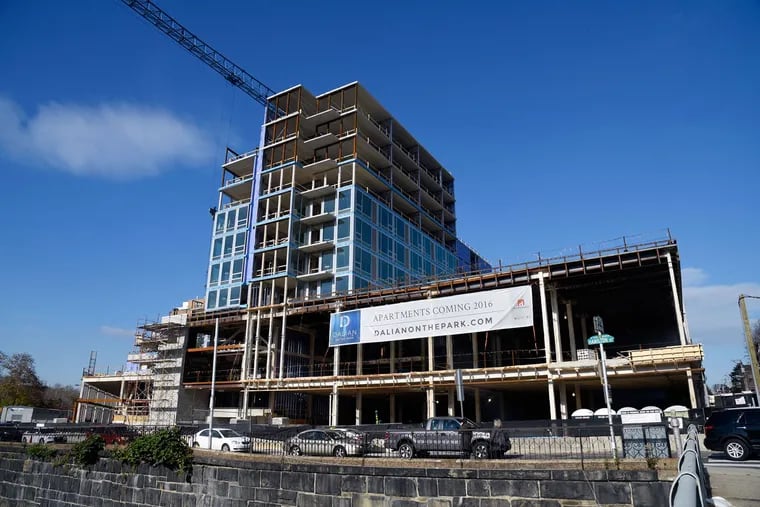 Rodin Square’s residential portion, Dalian on the Park, will have 293 apartments with floor-to-ceiling windows near the Art Museum on North 21st Street. The project’s “topping-off” ceremony was Tuesday.