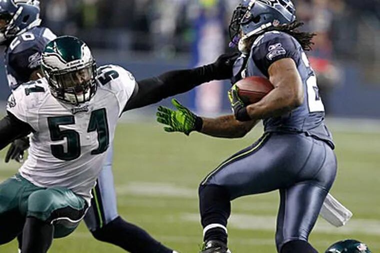 Marshawn Lynch rushed for 148 yards against the Eagles. (Ron Cortes/Staff Photographer)