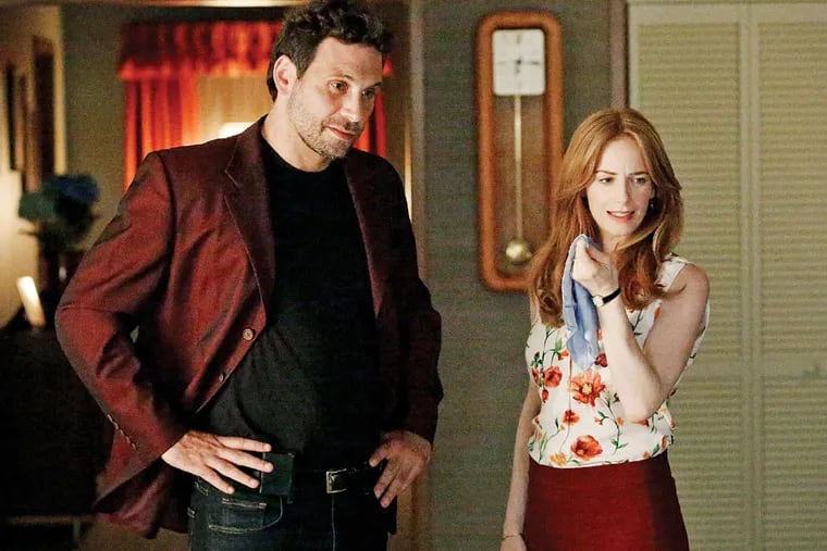 Jeremy Sisto and Jaime Ray Newman in a scene from the pilot of &quot;Wicked City,&quot; a police procedural that seems not to offer anything new. (Photo: Kelsey McNeal / ABC)