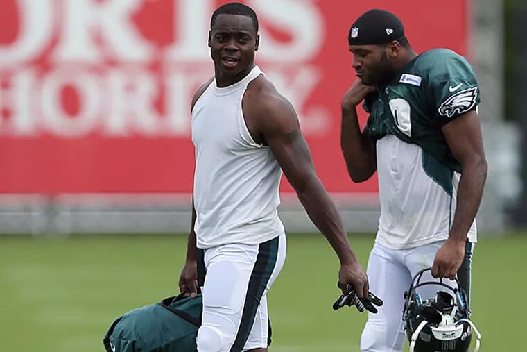Eagles wide receivers Jeremy Maclin (left) and B.J. Cunningham (right). (David Maialetti/Staff Photographer)
