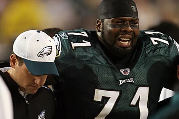 Injured Eagles offensive lineman Jason Peters insisted he would play against New York. (Yong Kim/Staff file photo)