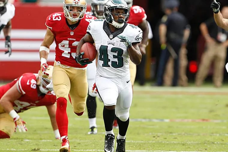 Darren Sproles returns a punt for a touchdown against the 49ers. (Ron Cortes/Staff Photographer)