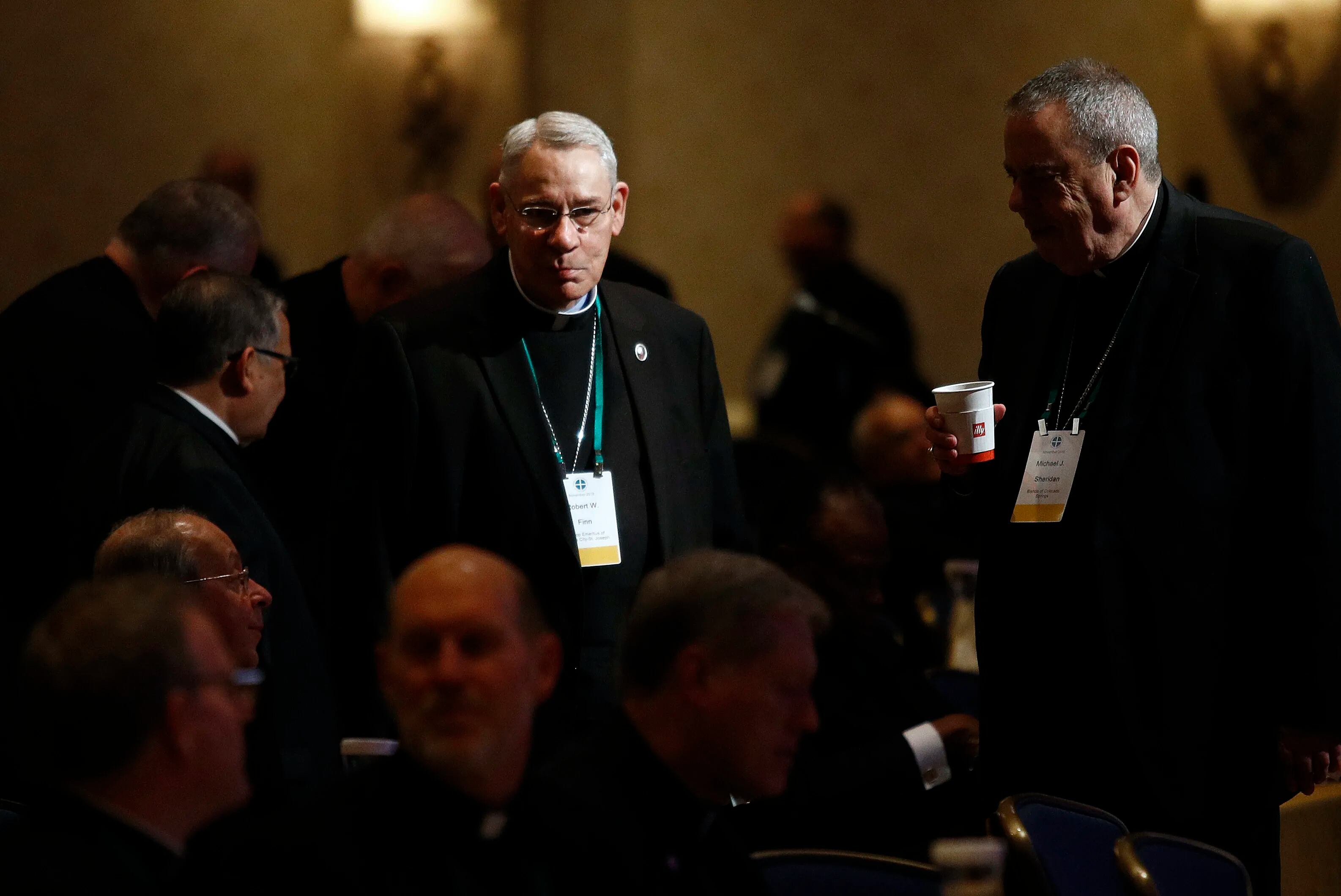 Facing Vatican imposed delay, U.S. bishops debate their own accountability