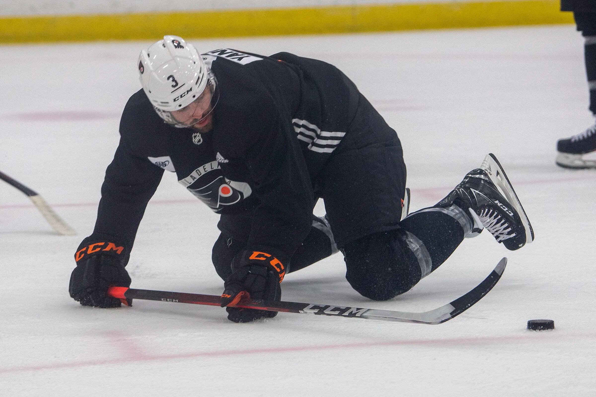 New Flyers defenseman Keith Yandle not focused on becoming the Cal Ripken  of hockey