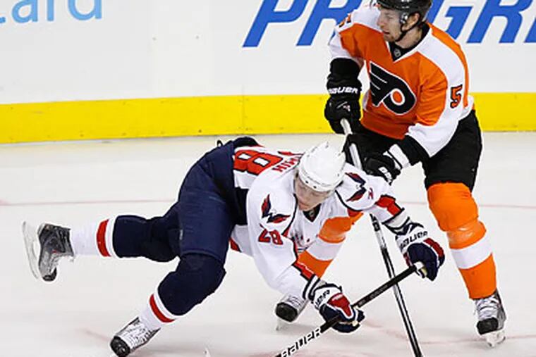 Braydon Coburn returned to the Flyers' lineup in Pittsburgh. (Matt Slocum/AP file photo)