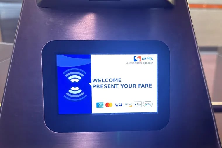 SEPTA's new fare reader that lets riders pay with credit cards, debit cards or smartphone apps like Apple Pay and Google Pay. Contactless payment begins Friday, September 28.