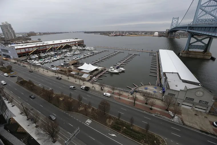 The Philadelphia Marine Center's owner, the Durst Organization of New York, is closing the facility north of the Benjamin Franklin Bridge.