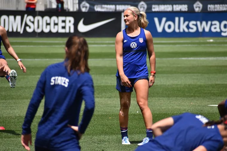 Lindsey Horan (center) working out at the U.S. women's soccer team's practice on Friday.
