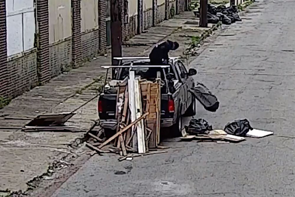 Philly is trying to stop illegal dumping by tracking who hauls contractors’ trash