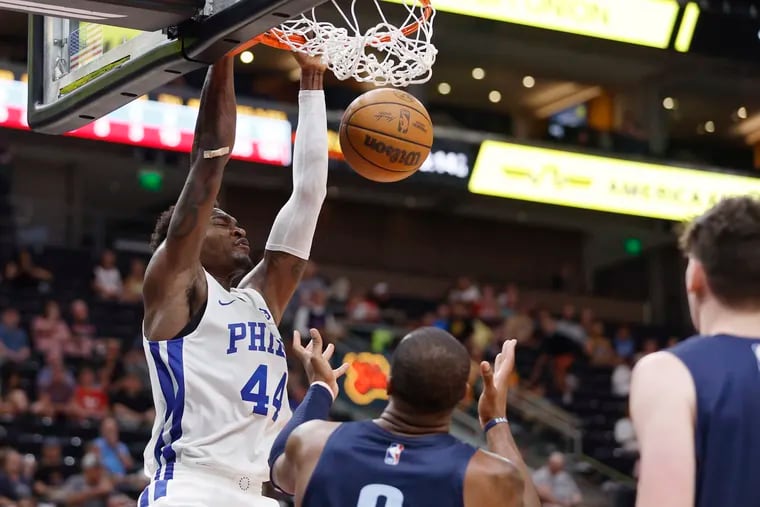 Paul Reed of the Sixers dunking against the Memphis Grizzlies during NBA summer league action on July 5.