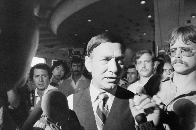 Chuck Peruto speaks to reporters in 1979 during one of his many cases as a defense lawyer. Peruto died last night at his home in Delaware County.

Peruto speaks to newsmen and police during the arraignment of police officers Terrence Mulvhill and Joseph Zagame of the stakeout unit and Charles Geist of the highway patrol at the police administration building. 

Inquirer File photo by Michael Viola