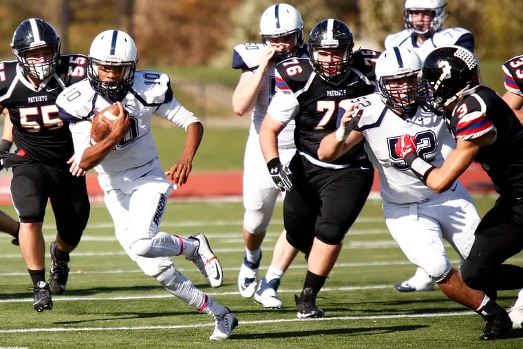 Episcopal Academy quarterback Maurcus McDaniel (10), shown in a 2018 game vs. Germantown Academy, led the Churchmen to an impressive victory over Northeast on Friday night.